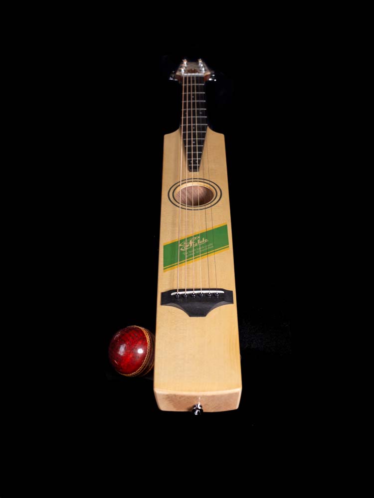 cricket bat guitar CF002779